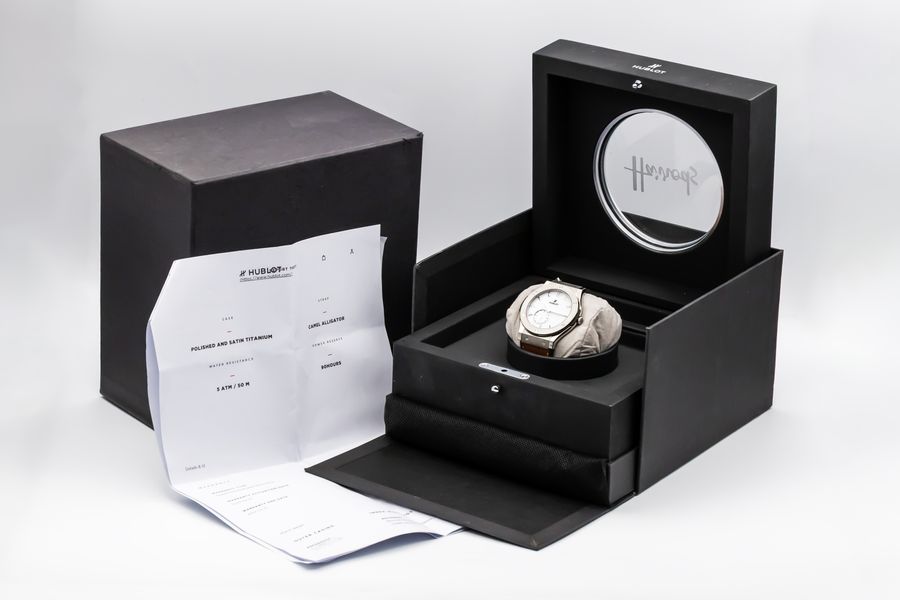 Hublot Classic Fusion 515.NX.2210.LR